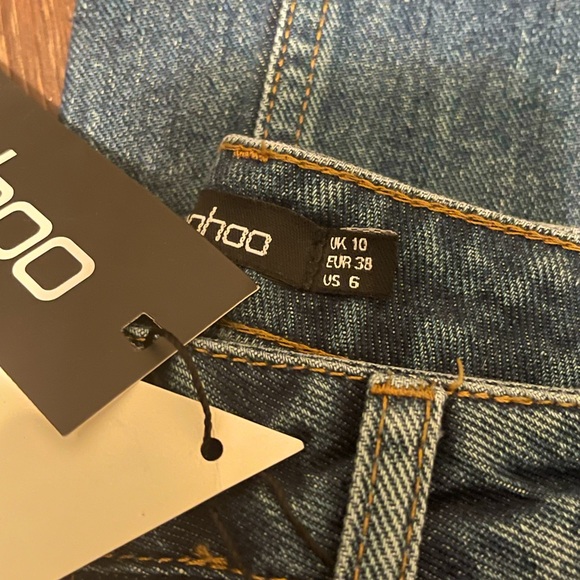 Thigh Rip Relaxed Straight Leg Jeans - Picture 5 of 6